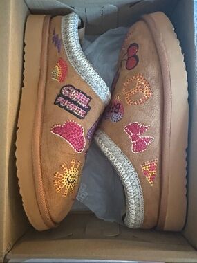 Sequin Patch Tan Suede Slip-On Slippers